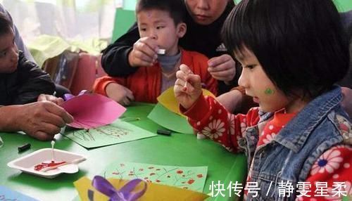 顺手牵羊|女儿上幼儿园毛毯被偷,宝妈门口写字立牌,没有脏话却字字诛心