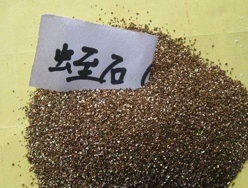 这种养花好料知道的人很少,土里加一点透气又保温,扦插时也有用
