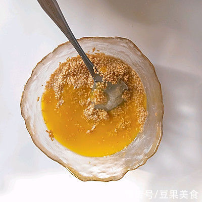 白芝麻|#一口新年味，全家享佳味#蕾丝瓦片