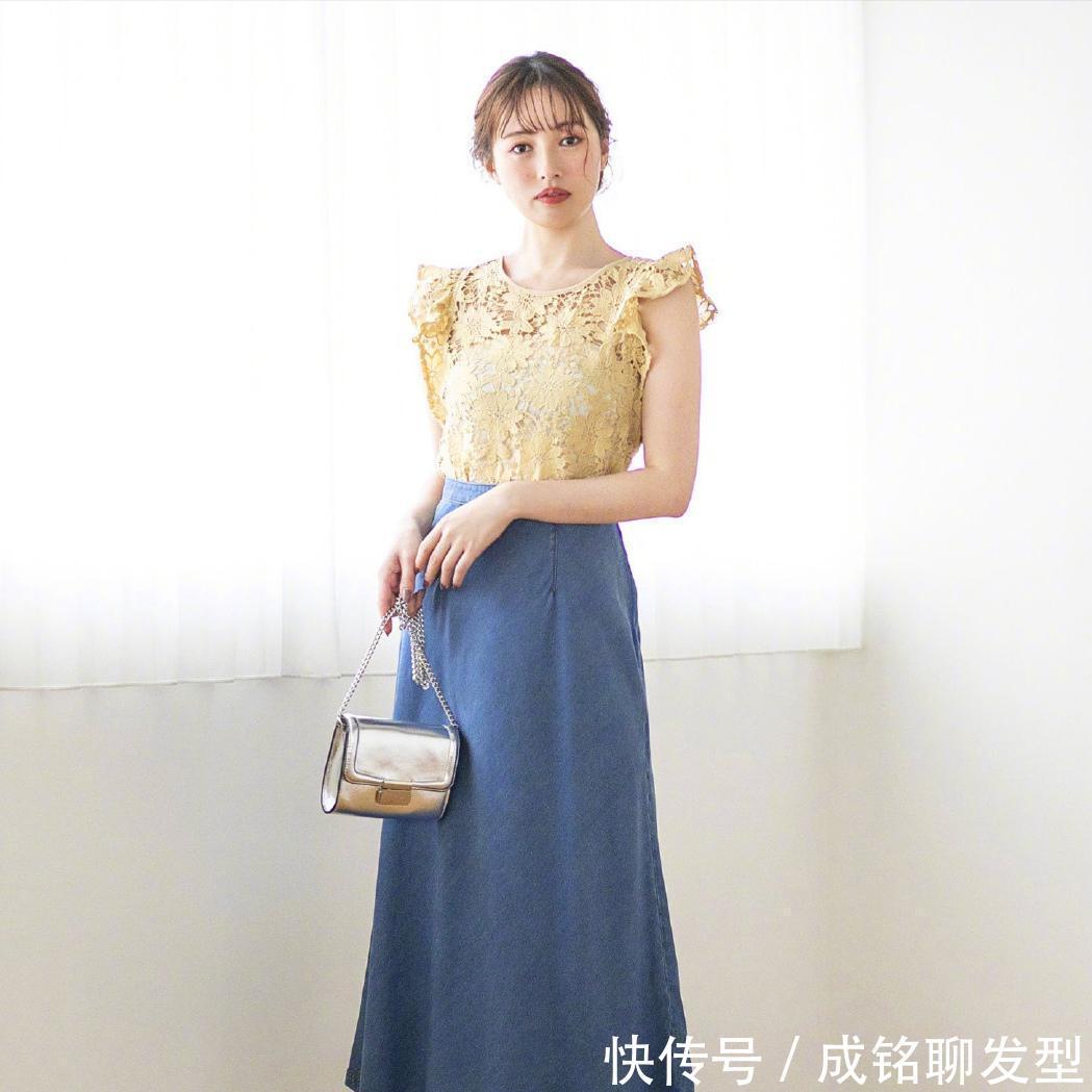 上半身|百穿都不腻的“半身裙”,百搭减龄又洋气,日常搭配必备时尚单品