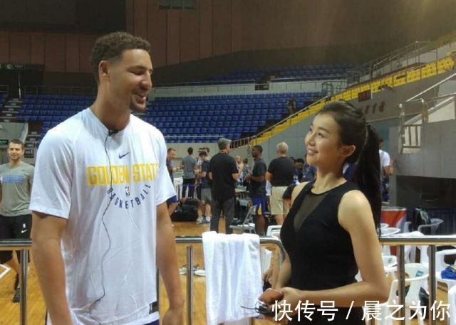 英国首相斯塔默：为确保青少年网络安全将与AI聊天机器人战斗