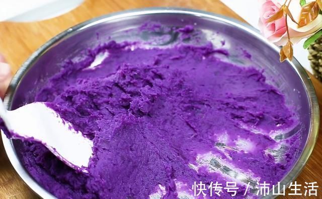 家宴|紫薯这吃法太香了，新做法教会你，春节家宴做一锅，端上桌就扫光