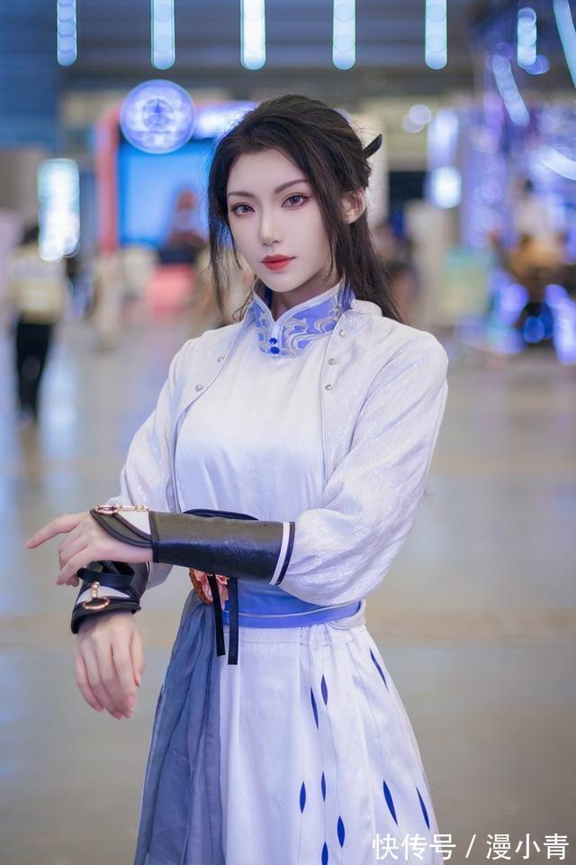 cos|少年歌行：一人COS两角，萧瑟绝美，无心帅气，第二位绝绝子