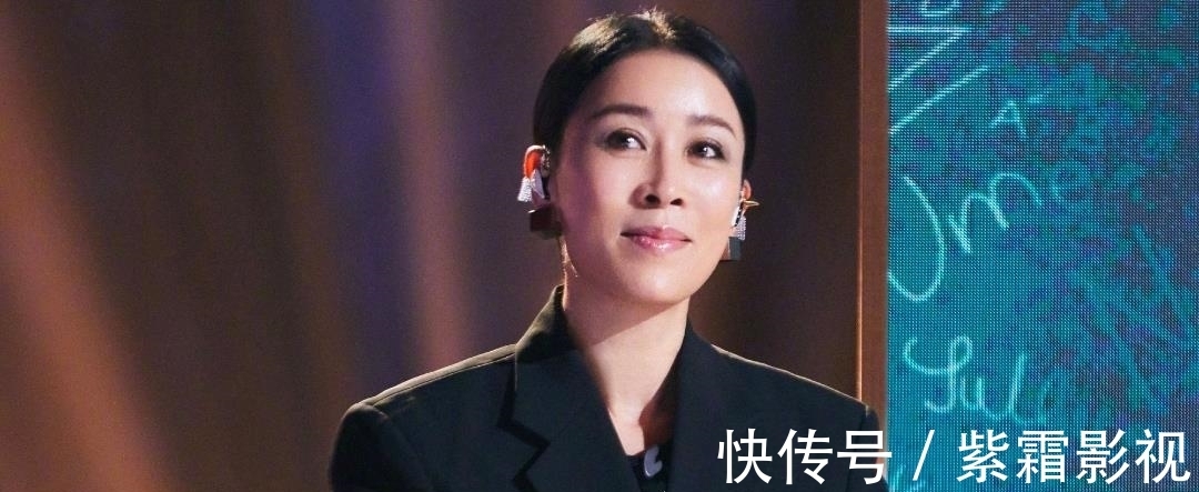 一档音乐综艺，前后三位歌手退赛，谁的问题？