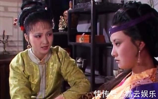 薛宝钗&红楼梦中,她的形象完美,曹雪芹把优秀女人良好品质都给了她