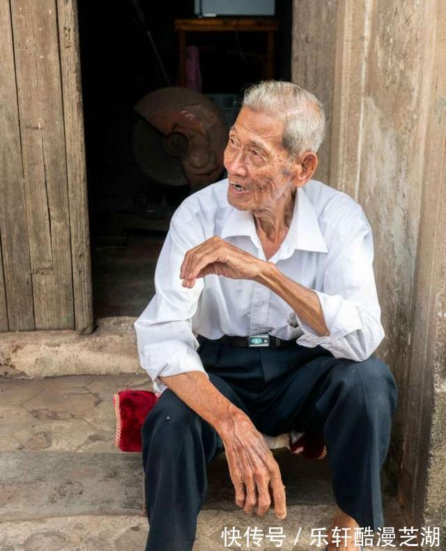 商贸|广东有个超复古的古镇，曾是历史上的商贸重镇，如今却没有游客去