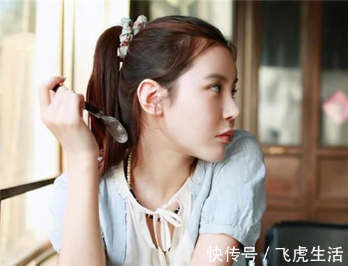 曾揚言“寧愿坐在寶馬里哭”的拜金女,10年過去,現狀讓人唏噓