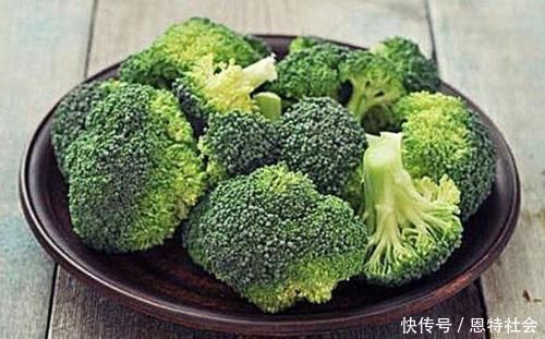 黄花菜|此6种蔬菜不焯水“不可以吃”，多数人都不晓得，还一直再吃