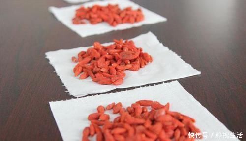 保温杯里泡枸杞，也会泡出害处四种情况下，建议你别喝枸杞