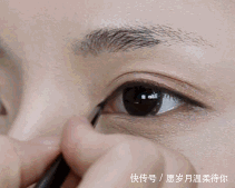 看完这篇保姆级眼线教程，不准再说你不会画眼线了