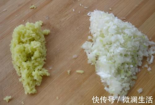 丸子|炸萝卜丸子时,1个步骤不能少,丸子外酥里嫩,放凉了也不发硬