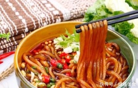 冬天|一到冬天就馋此菜,6块钱做一大锅,一家三口吃的饱饱的