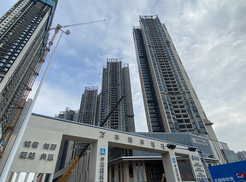 宝安区住建局|货不对板？女子花500万购房，质疑户型被换！开发商回应