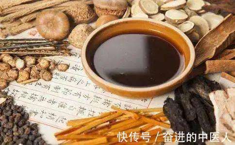 症状|成都中医肿瘤医院,成都中医肿瘤研究院:肿瘤失眠重要的是调整心理状态