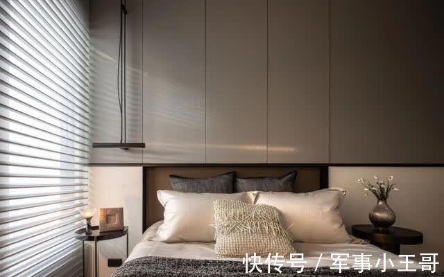 餐厅|参观了这位大学老师的家,才明白何为高级感,光是客厅就迷住了我