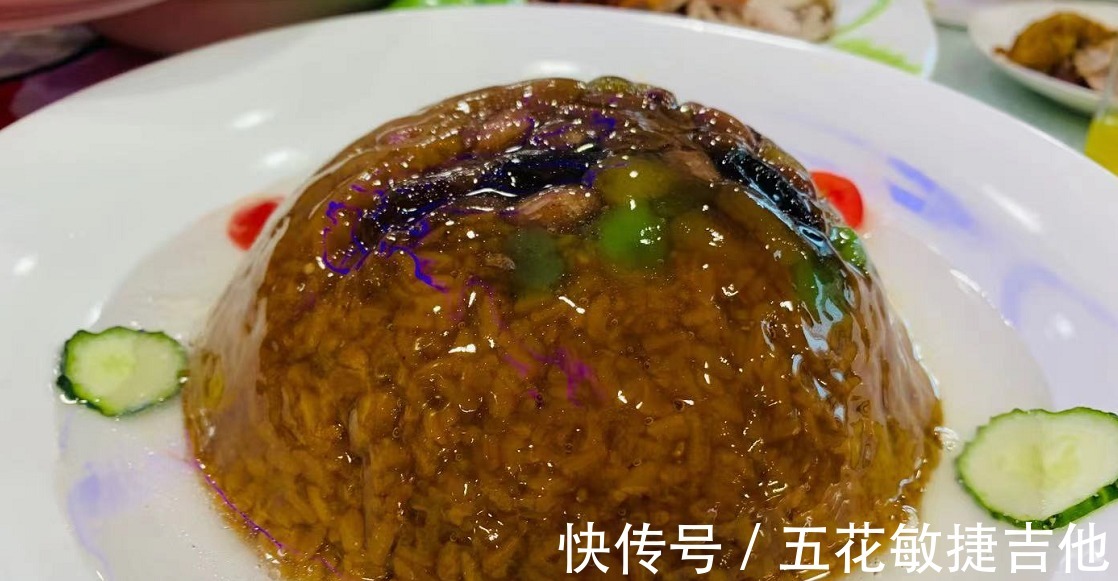 朋友办满月酒，总共花12800多元，晒到朋友圈，大家说菜很实惠！