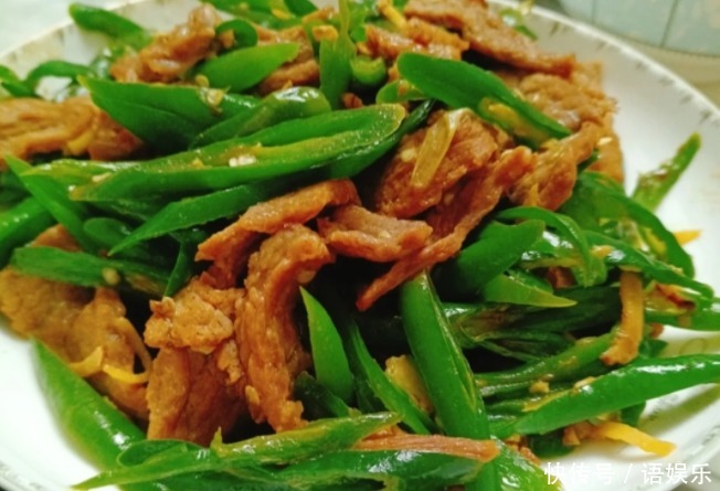 几道家常菜，色香味俱全，吃一口就非常满足