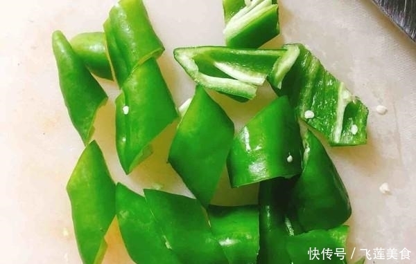 “天然黄体酮”被找到,姑姑隔三差五要吃它,难怪40还是少女脸