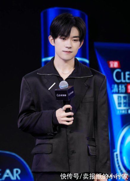 《朋友請聽好2》官宣陣容，易烊千璽正式退出，兩位當(dāng)紅小生加盟