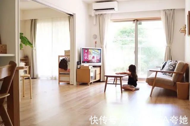 床底下|看完日本主妇的收纳之术，我是真服了！简单的小家越住越大