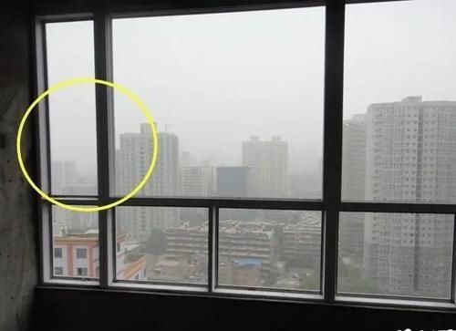 门窗框|门窗全靠发泡胶固定？别逗了！这才是正确填缝，难怪你家漏风变形