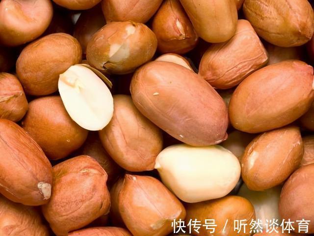 椒盐花生|最新研究发现:每天吃几粒花生能让血管健康,可每天具体吃多少?