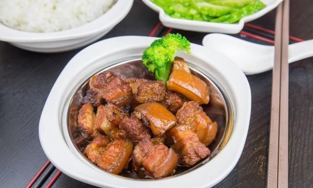 疏通血管|医生建议脑供血不足的人，最好少吃这2物，否则脑梗随时会来