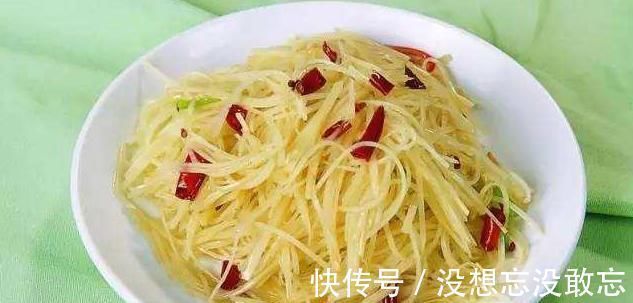 土豆常吃,但吃土豆有1大禁忌,不能乱吃,还有人傻傻不清楚