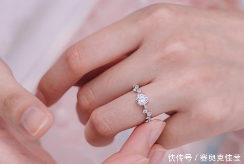 日本轻奢婚戒品牌I-PRIMO 谱写春的诗篇!