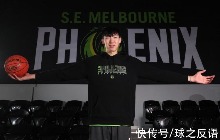 cb胡明轩签阿迪43天，周琦让人知道何为民族荣誉感，姚明男篮捧错人