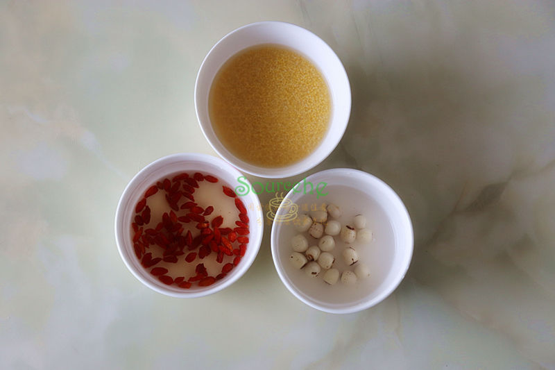 食材|煮小米粥时,多加这2种食材,浓稠香滑,清香味美,最适合秋天吃