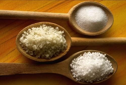 细数味精对人体的那些危害！不管怎么说，这3类人还是少吃！