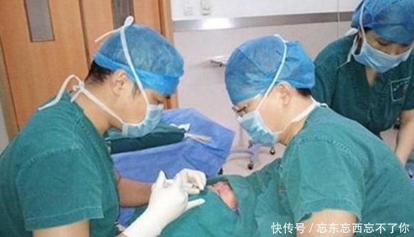 眼睛|婴儿眼睛迟迟睁不开,医生告知家长原因后,父母追悔莫及