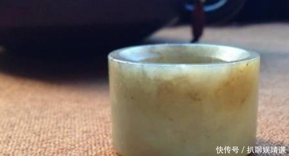 乾隆|他手戴乾隆扳指,专家让其上交,他却说了6个字让专家无言以对