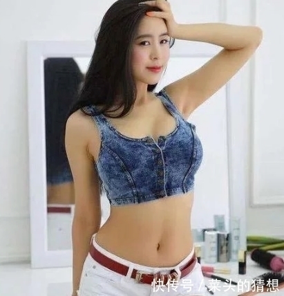 时尚|紧身打底裤美女，纤细腿部线条，高挑丰腴的身材，让人心动不已