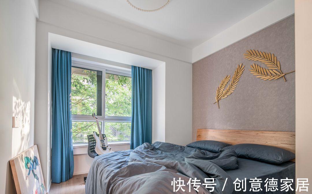 现代式|充满色彩的双层二居室,这样的设计也太有质感了,真的很温馨