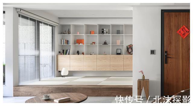 私隐性|130平现代简约装修，学她家连电视墙都省了，进户就给人极度舒适