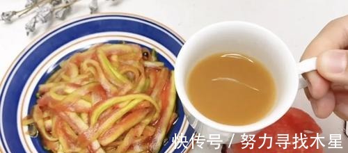 我一个人|吃完西瓜，剩下的西瓜皮西瓜籽不要扔，这样做美食好吃又清肺止痰！