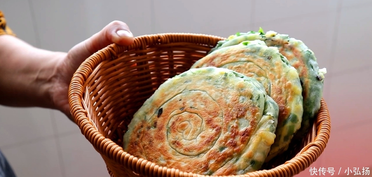 盒子|想吃韭菜盒子不用出去买,教你在家做更营养,薄皮大馅吃不够