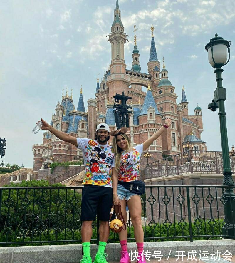 侄女|官宣!胡尔克宣布与“前妻的侄女”造人成功:感谢上帝,宝宝健康