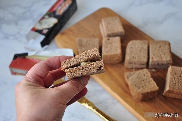 早餐只需五分钟，就能做出咸甜结合的美味早餐，常换个口味也不错