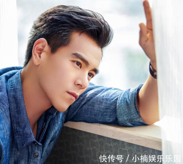 脸型|男士有这4个标志,很适合剪“背头”发型,轻熟又帅气