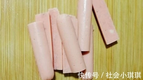 好吃|用手抓饼做三明治,美味可口又好吃,几分钟就学会