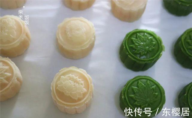 中秋节月饼,不用烤箱也能做,蒸一蒸,细腻滋润更好吃