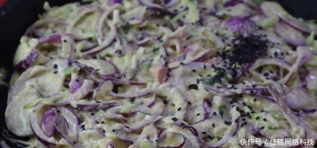 春天,要多吃洋葱,学会这样做,大人小孩都爱吃,做法简单!