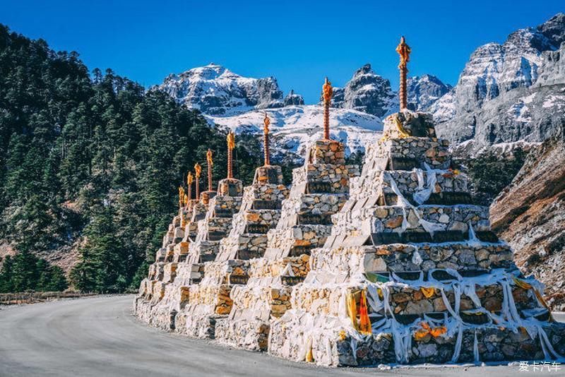 跨越雪山，寻找消失地平线上的巴拉格宗