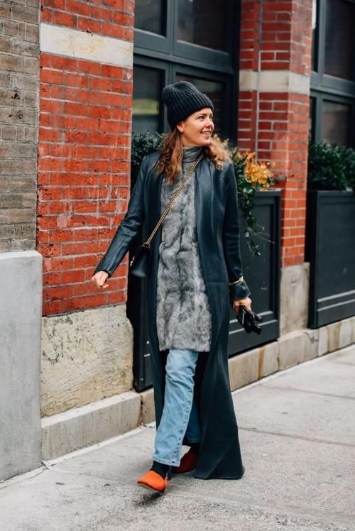 今年冬天，黑色大衣又火了！