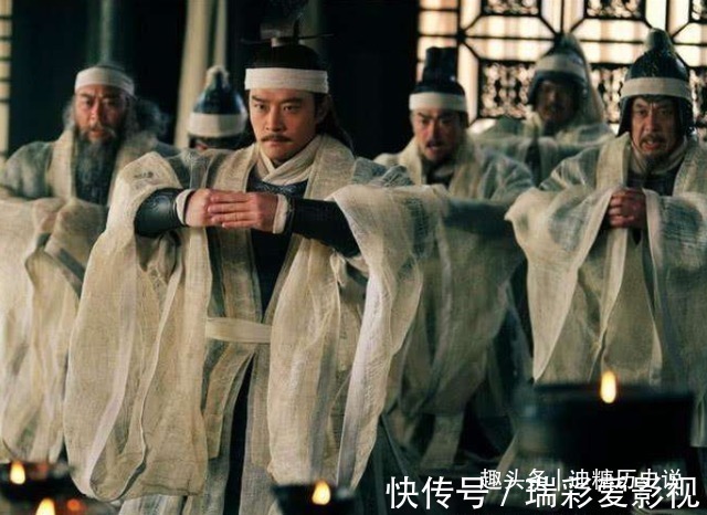 古人@古人丧葬习俗中,为何要让后代摔瓦盆,其中有何深意?