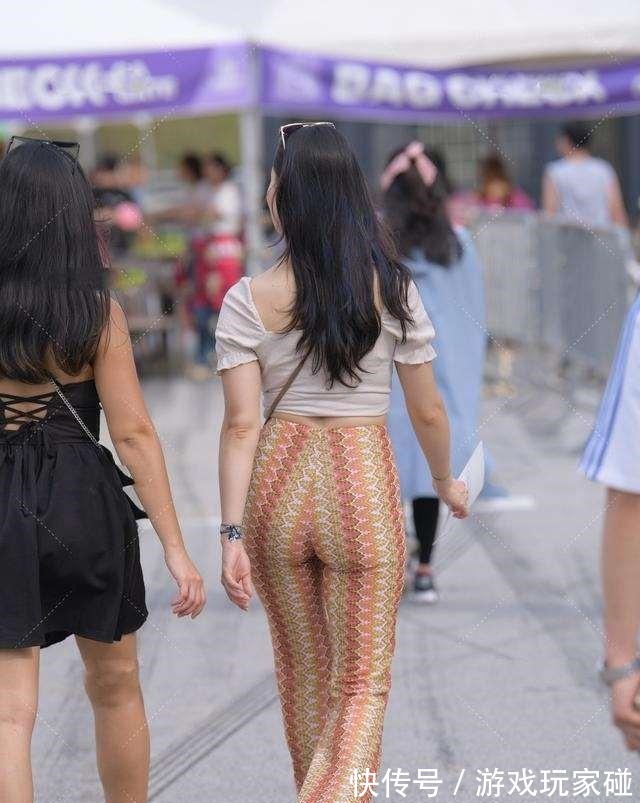 装扮 活力满满的瑜伽裤装扮潇洒有气质,分外展示时髦气质,时尚精致!