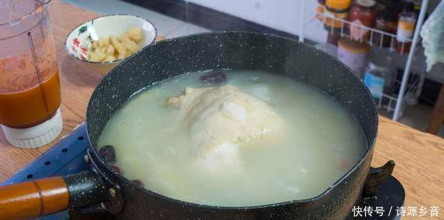 好喝|冬天干燥,多给家人煲汤,5道做法,健脾润燥又好喝,不喝亏大了